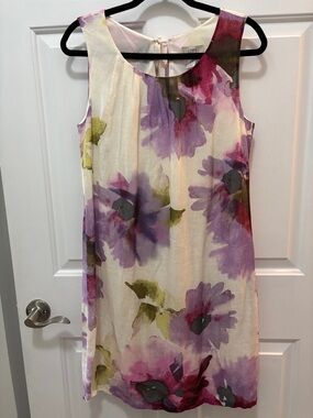 Loft Floral Sleeveless Shift Dress in Lavender & Cream size 6
